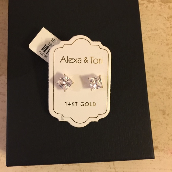 New With Box 14K Gold Alexa &Tori Earrings - Picture 4 of 4